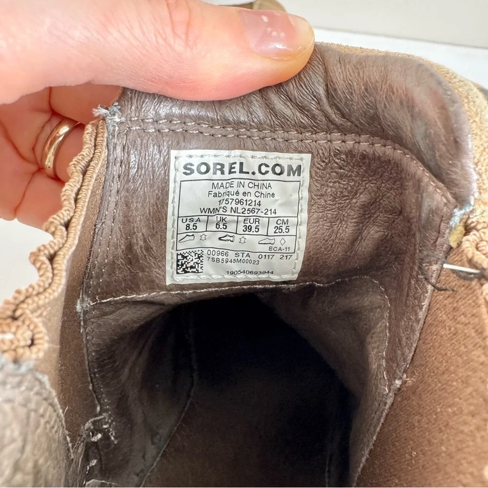 Sorel After Hours Wedge Boot Suede size 8.5